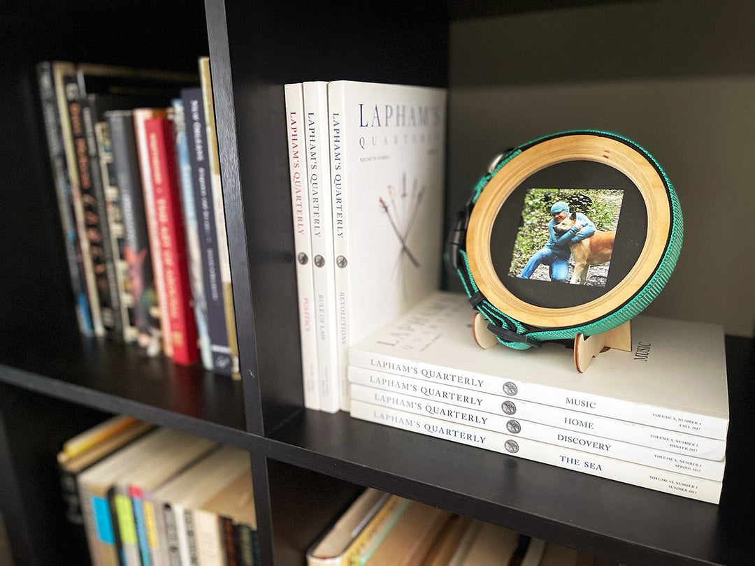 Pet Frame & Collar Display - Pet Keepsake - Pet Loss Gift - Perfect for display on bookshelf, desk or mantle. 